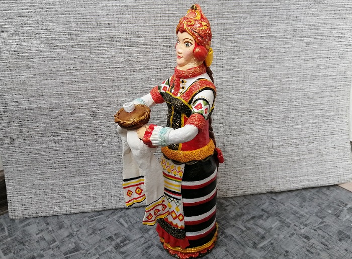 Кукла в национальном костюме Воронежской губернии